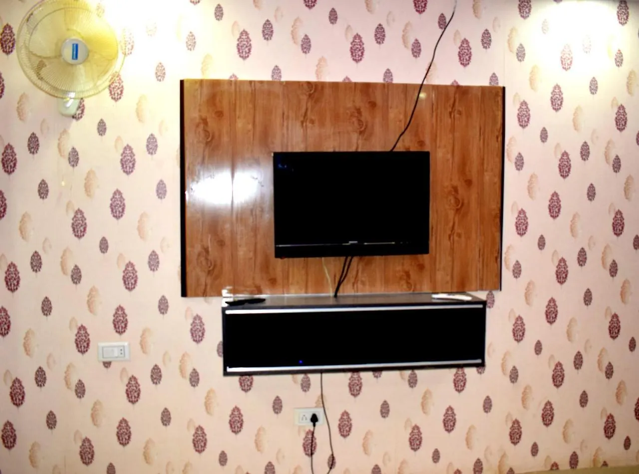 ***  Hotel Kaveri Palace Mysore India